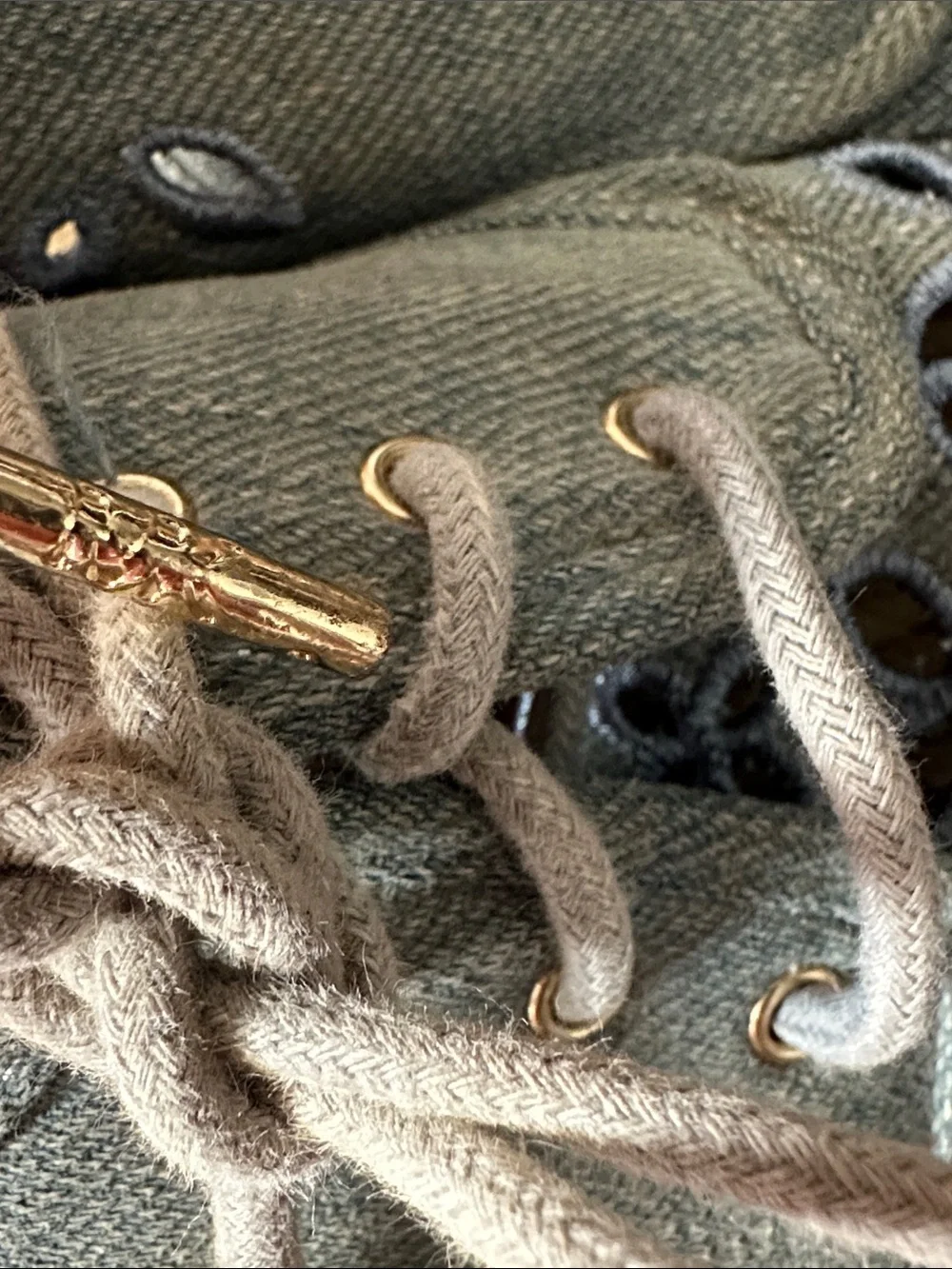 Michael Kors Darci Broderie Anglaise Denim Espadrilles Sneakers. 8M - Picture 6 of 9